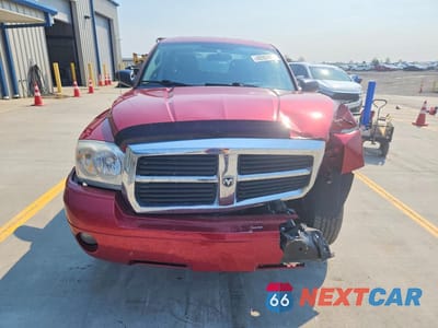 Piąte zdjęcie samochodu w środku: 2006 DODGE DAKOTA QUAD SLT VIN:1D7HE48N56S592817 - miniatura