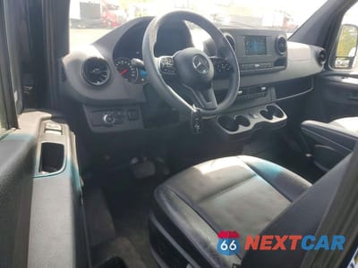 Zdjęcie 8 z 13 samochodu: 2023 MERCEDES-BENZ SPRINTER 2500 VIN:W1Z4KGHY0PT134683 - miniatura