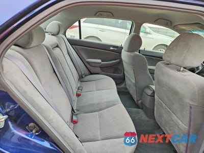 Zdjęcie 10 z 12 samochodu: 2004 HONDA ACCORD LX VIN:1HGCM56354A032167 - miniatura