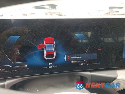 Zdjęcie 9 z 12 samochodu: 2026 BMW 330I VIN:3MW69CW06T8F95176 - miniatura