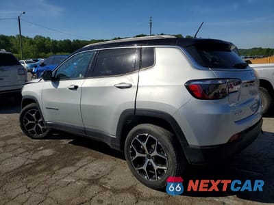 Drugie zdjęcie samochodu z przodu: 2025 JEEP COMPASS LIMITED VIN:3C4NJDCN9ST561157 - miniatura