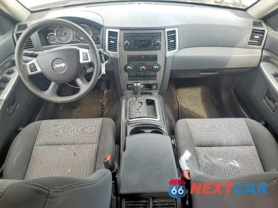 Zdjęcie 8 z 12 samochodu: 2008 JEEP GRAND CHEROKEE LAREDO VIN:1J8GS48K98C230208 - miniatura
