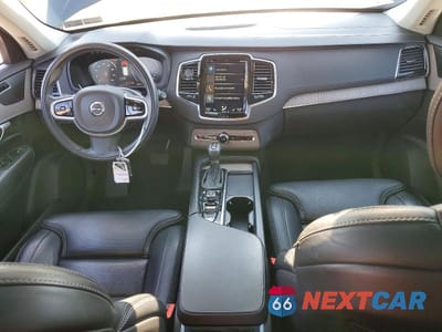 Zdjęcie 8 z 12 samochodu: 2021 VOLVO XC90 T6 INSCRIPTION VIN:YV4A221L5M1670448 - miniatura