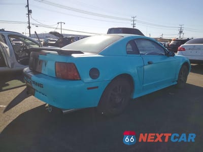 Trzecie zdjęcie samochodu z tyłu: 2004 FORD MUSTANG VIN:1FAFP40424F127146 - miniatura