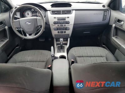Zdjęcie 8 z 12 samochodu: 2010 FORD FOCUS SE VIN:1FAHP3FN4AW272719 - miniatura