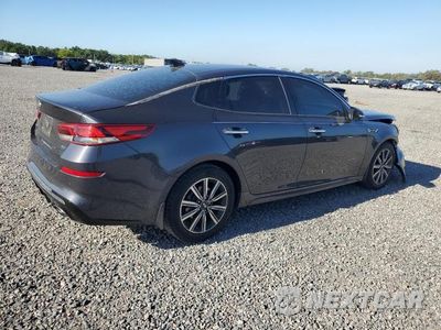Trzecie zdjęcie samochodu z tyłu: 2019 KIA OPTIMA EX VIN:5XXGU4L11KG325353 - miniatura