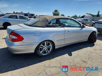 Trzecie zdjęcie samochodu z tyłu: 2006 MERCEDES-BENZ CLK 350 VIN:WDBTK56J06F172621 - miniatura