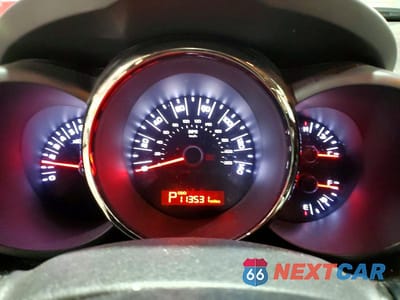 Zdjęcie 9 z 11 samochodu: 2011 KIA SOUL + VIN:KNDJT2A20B7316354 - miniatura