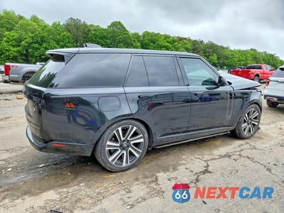 Trzecie zdjęcie samochodu z tyłu: 2023 LAND ROVER RANGE ROVER SE VIN:SALKP9E72PA030676 - miniatura