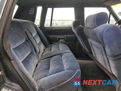 Zdjęcie 10 z 13 samochodu: 1985 LINCOLN TOWN CAR VIN:1LNBP96F8FY691028 - miniatura