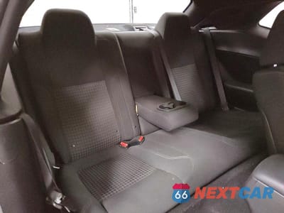 Zdjęcie 10 z 12 samochodu: 2019 DODGE CHALLENGER SXT VIN:2C3CDZAG1KH596658 - miniatura