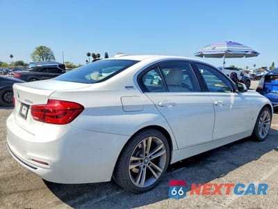 Trzecie zdjęcie samochodu z tyłu: 2018 BMW 330E VIN:WBA8E1C52JA180317 - miniatura