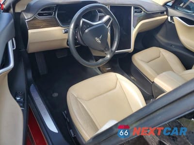 Zdjęcie 8 z 12 samochodu: 2015 TESLA MODEL S 85 VIN:5YJSA4H13FF082004 - miniatura