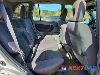 Zdjęcie 11 z 13 samochodu: 2003 TOYOTA RAV4 BASE VIN:JTEHH20VX36073098 - miniatura