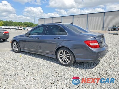 Drugie zdjęcie samochodu z przodu: 2013 MERCEDES-BENZ C 250 VIN:WDDGF4HB1DR245097 - miniatura