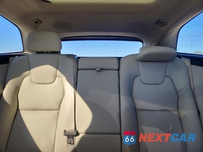 Zdjęcie 10 z 13 samochodu: 2024 VOLVO XC60 PLUS VIN:YV4L12RLXR1710787 - miniatura