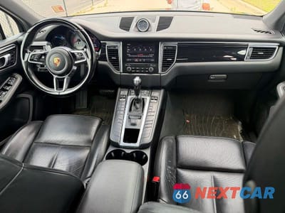 Zdjęcie 9 z 10 samochodu: 2018 PORSCHE MACAN S VIN:WP1AB2A51JLB33403 - miniatura