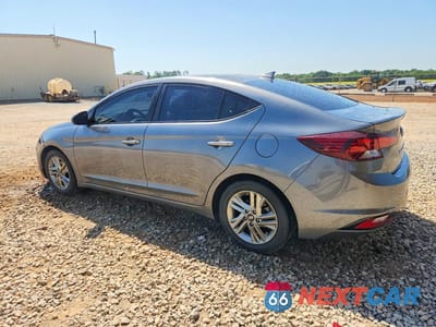Drugie zdjęcie samochodu z przodu: 2019 HYUNDAI ELANTRA SEL VIN:5NPD84LF3KH446831 - miniatura