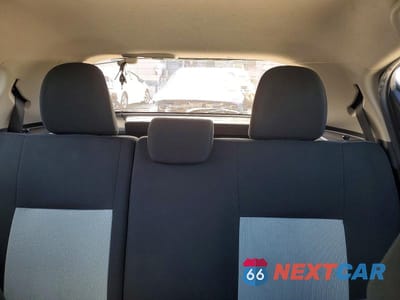 Zdjęcie 10 z 13 samochodu: 2013 TOYOTA PRIUS C THREE VIN:JTDKDTB31D1057684 - miniatura