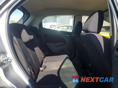 Zdjęcie 10 z 12 samochodu: 2011 MAZDA MAZDA2 VIN:JM1DE1HZ5B0103266 - miniatura