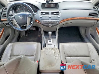 Zdjęcie 8 z 12 samochodu: 2012 HONDA ACCORD EXL VIN:1HGCP2F82CA052103 - miniatura
