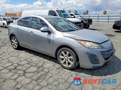 Czwarte zdjęcie samochodu z boku: 2011 MAZDA 3 I VIN:JM1BL1VG0B1479898 - miniatura