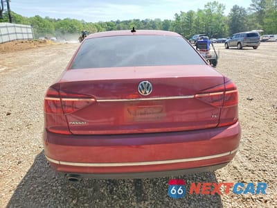 Zdjęcie 6 z 12 samochodu: 2017 VOLKSWAGEN PASSAT R-LINE VIN:1VWDT7A37HC060312 - miniatura