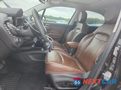Zdjęcie 7 z 12 samochodu: 2016 FIAT 500X VIN:ZFBCFYDT2GP389162 - miniatura