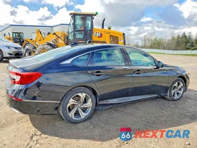 Trzecie zdjęcie samochodu z tyłu: 2018 HONDA ACCORD EX VIN:1HGCV1F41JA059750 - miniatura