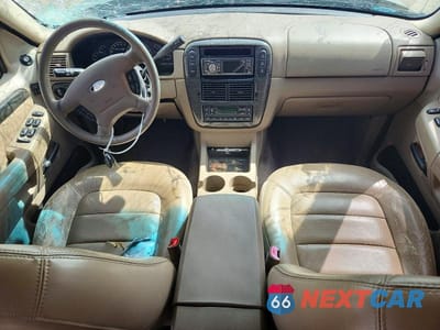 Zdjęcie 8 z 13 samochodu: 2002 FORD EXPLORER LIMITED VIN:1FMZU75E72ZB19747 - miniatura