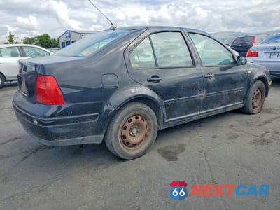 Trzecie zdjęcie samochodu z tyłu: 2000 VOLKSWAGEN JETTA GL VIN:3VWRC29M7YM038945 - miniatura