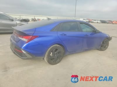 Trzecie zdjęcie samochodu z tyłu: 2026 HYUNDAI ELANTRA SEL SPORT VIN:KMHLM4DG4TU156227 - miniatura