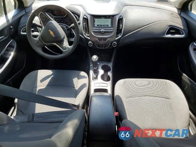 Zdjęcie 8 z 12 samochodu: 2018 CHEVROLET CRUZE LT VIN:1G1BE5SM4J7230052 - miniatura