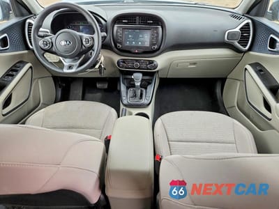 Zdjęcie 8 z 12 samochodu: 2021 KIA SOUL S VIN:KNDJ23AU0M7763912 - miniatura