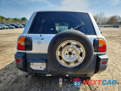 Zdjęcie 6 z 13 samochodu: 1997 TOYOTA RAV4 BASE VIN:JT3GP10V1V0017218 - miniatura