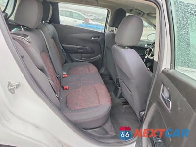 Zdjęcie 10 z 12 samochodu: 2019 CHEVROLET SONIC LT VIN:1G1JD6SB4K4139840 - miniatura