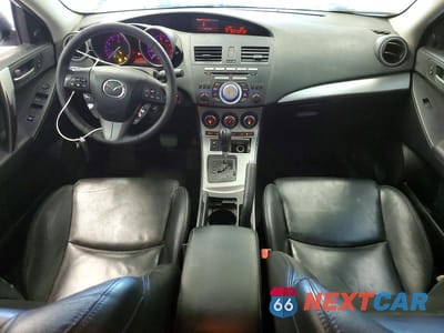 Zdjęcie 8 z 13 samochodu: 2010 MAZDA 3 S VIN:JM1BL1S60A1314864 - miniatura