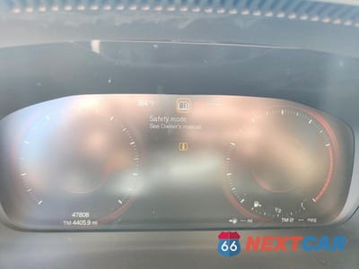 Zdjęcie 9 z 13 samochodu: 2020 VOLVO XC40 T5 MOMENTUM VIN:YV4162UK2L2292668 - miniatura