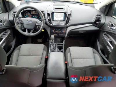 Zdjęcie 8 z 13 samochodu: 2018 FORD ESCAPE SE VIN:1FMCU9GD7JUA70065 - miniatura