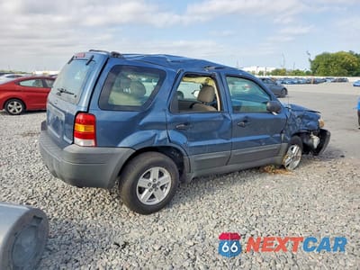 Trzecie zdjęcie samochodu z tyłu: 2005 FORD ESCAPE XLS VIN:1FMCU02Z75DA26524 - miniatura