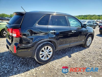 Trzecie zdjęcie samochodu z tyłu: 2014 KIA SORENTO EX VIN:5XYKUDA7XEG461370 - miniatura