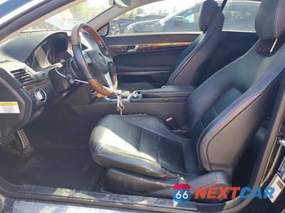 Zdjęcie 7 z 12 samochodu: 2013 MERCEDES-BENZ E 350 4MATIC VIN:WDDKJ8JB8DF211671 - miniatura