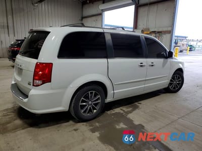 Trzecie zdjęcie samochodu z tyłu: 2017 DODGE GRAND CARAVAN SXT VIN:2C4RDGCG1HR677556 - miniatura