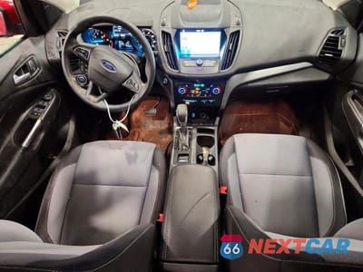 Zdjęcie 8 z 14 samochodu: 2019 FORD ESCAPE SE VIN:1FMCU9GD9KUA00455 - miniatura