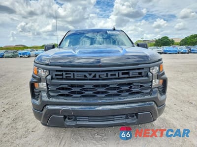 Piąte zdjęcie samochodu w środku: 2024 CHEVROLET SILVERADO C1500 CUSTOM VIN:3GCPABEK0RG277189 - miniatura