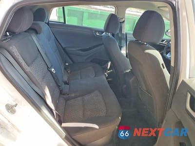 Zdjęcie 10 z 11 samochodu: 2019 HYUNDAI IONIQ BLUE VIN:KMHC65LC7KU175206 - miniatura