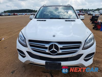 Piąte zdjęcie samochodu w środku: 2018 MERCEDES-BENZ GLE 350 VIN:4JGDA5JB8JB092648 - miniatura