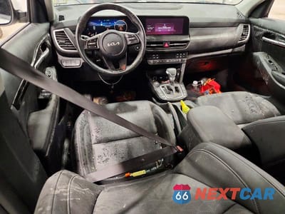 Zdjęcie 8 z 13 samochodu: 2025 KIA SELTOS EX VIN:KNDERCAA5S7732414 - miniatura