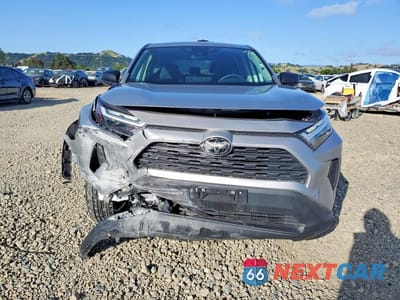 Piąte zdjęcie samochodu w środku: 2024 TOYOTA RAV4 LE VIN:2T3F1RFV1RW436279 - miniatura