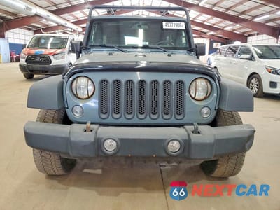 Piąte zdjęcie samochodu w środku: 2014 JEEP WRANGLER UNLIMITED SPORT VIN:1C4BJWDG2EL118069 - miniatura